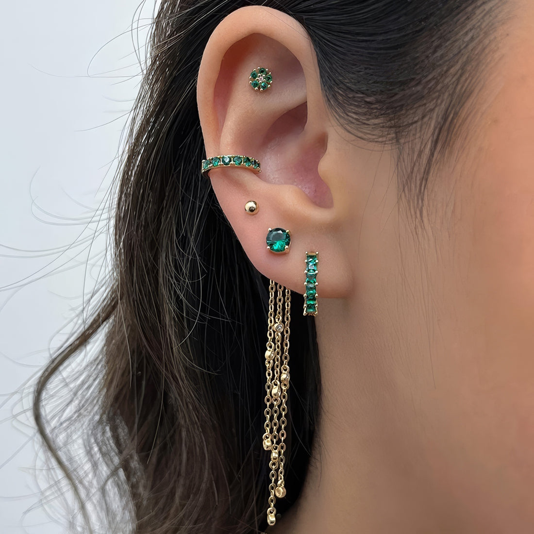 green zirconia crystals gold plated mini earrings set