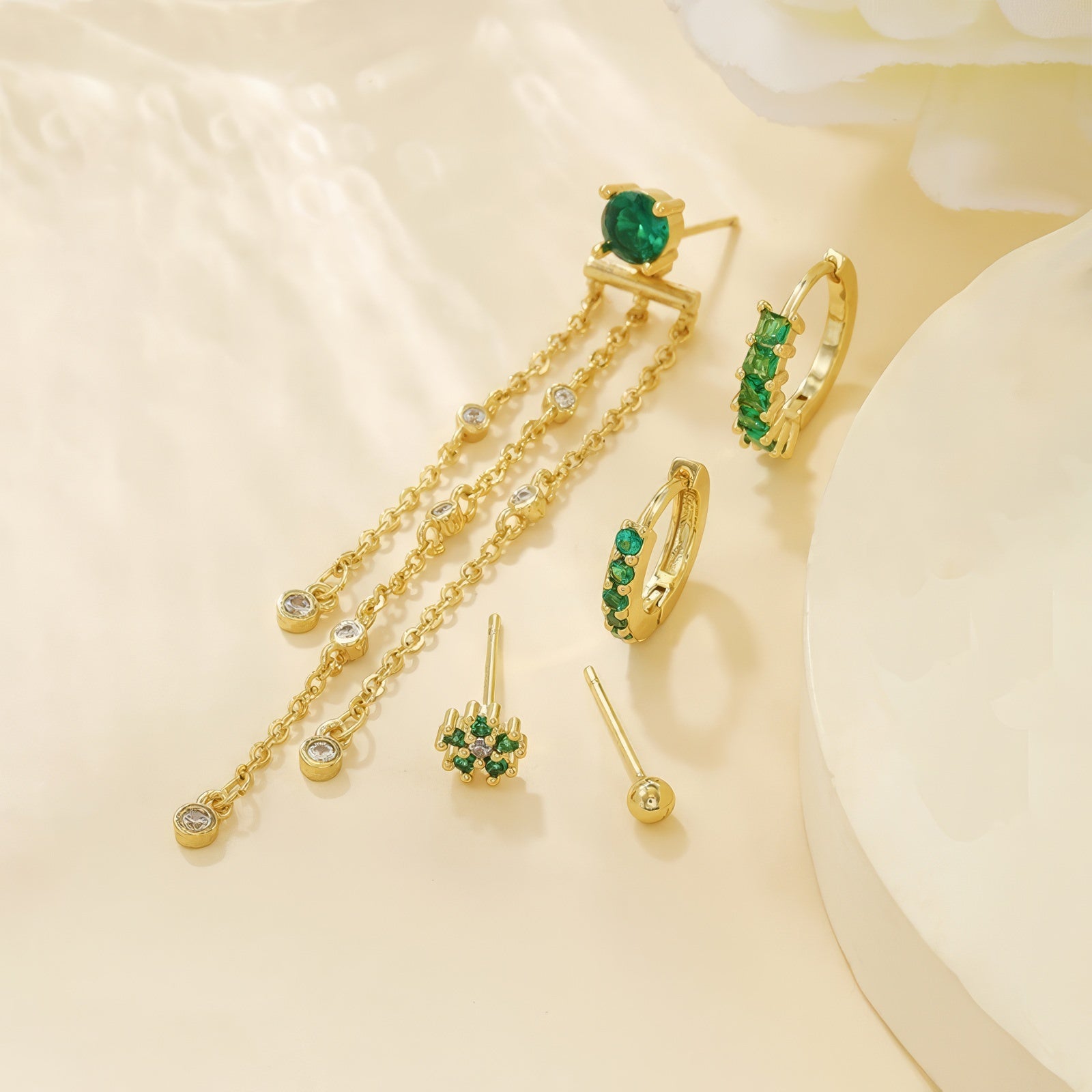 green zirconia crystals gold plated mini earrings set