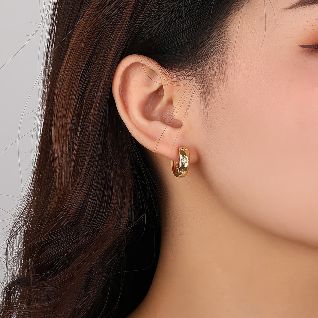 sterling silver engraved star with zirconia crystals gold plated hoop earrings